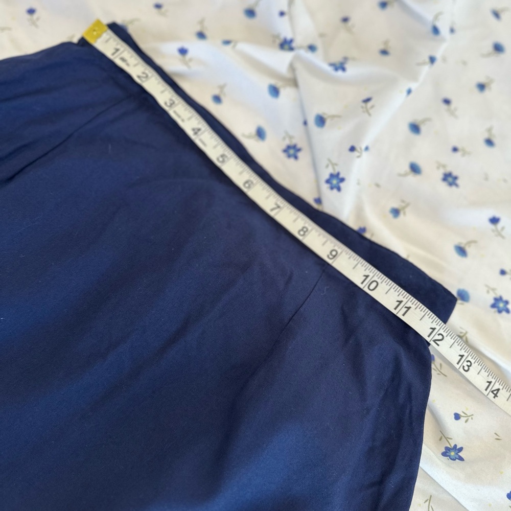 VTG 80s Hibis SzM Navy blue Lightweight midi-length pencil skirt Eyelet lace hem - Picture 3 of 11